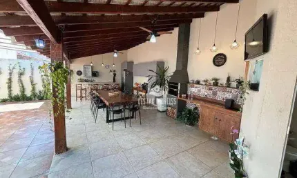 Casa com 3 quartos à venda no Bairro Jardim Holanda - Uberlândia/MG