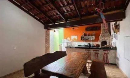 Casa com 3 quartos à venda, bairro Santa Rosa - Uberlândia/MG