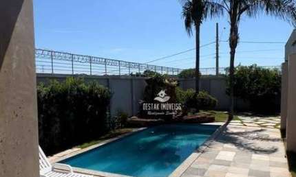 Sobrado com 4 quartos à venda, bairro Jardim Karaíba - Uberlândia/MG
