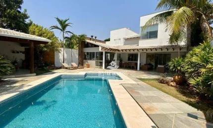 Casa com 4 quartos à venda no Bairro Jardim Karaíba - Uberlândia/MG