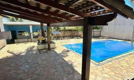 Casa com 5 quartos à venda no Bairro Cidade Jardim - Uberlândia/MG