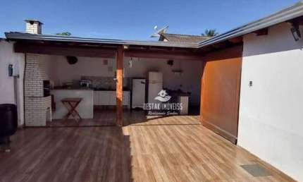Casa com 4 quartos à venda, bairro Jardim Brasília - Uberlândia/MG