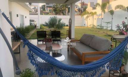 Casa com 4 quartos à venda, bairro Cidade Jardim - Uberlândia/MG
