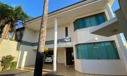 Sobrado com 3 quartos à venda, bairro Morada da Colina - Uberlândia/MG