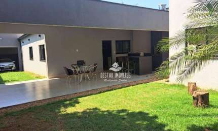 Casa com 3 quartos à venda, bairro Morada Nova - Uberlândia/Minas Gerais