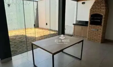 Sobrado com 3 quartos à venda, Bairro Bem Viver - Uberlândia/MG