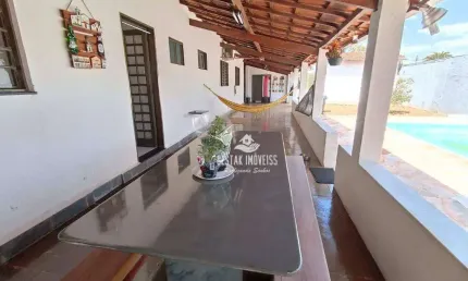 Casa com 3 quartos à venda, 764 m² - Umuarama - Uberlândia/MG