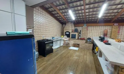 Sobrado com 3 quartos  à venda, Condomínio Village Paradiso 1 - Uberlândia/MG