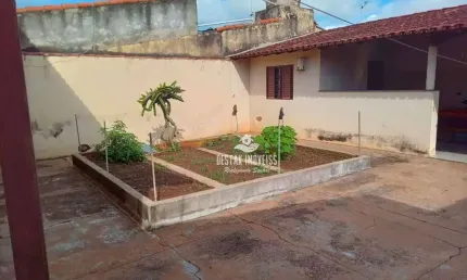 Casa com 3 quartos à venda, bairro Jardim Patrícia - Uberlândia/MG