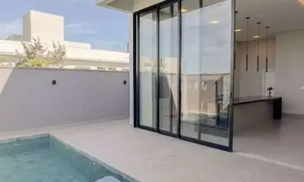 Casa com 4 quartos à venda, Condomínio Arts - Uberlândia/MG