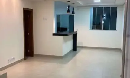 Casa com 3 quartos à venda no Bairro Grand Ville - Uberlândia/MG