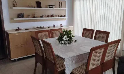 Casa com 3 quartos à venda, bairro Jardim Patrícia - Uberlândia/MG