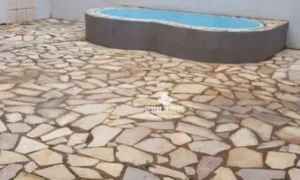 Casa com 3 quartos à venda no bairro santa mônica - uberlândia/mg
