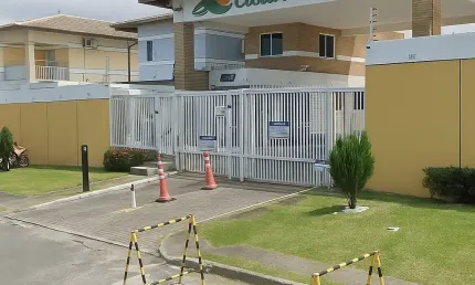 Linda  linda casa duplex  4/4 condomínio fechado em stella maris