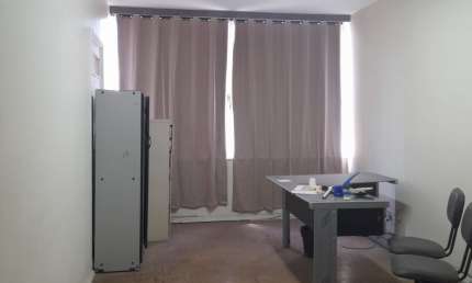 Sala comercial com 1 sala para alugar na Rua Riachuelo, 66, Centro, Santos