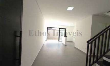 Casa com 2 quartos à venda na Rua Dona Tereza Christina, Jardim D'Abril, Osasco