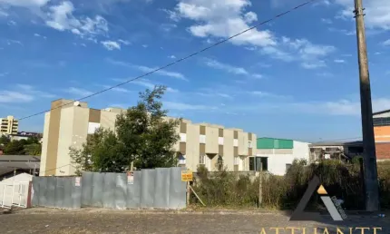 Terreno à venda no Charqueadas, Caxias do Sul 