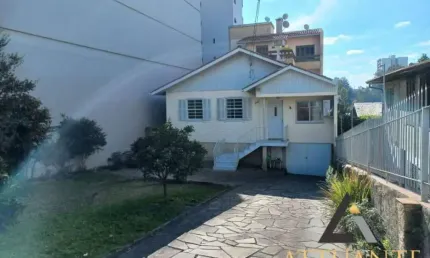 Casa com 3 quartos à venda no Madureira, Caxias do Sul 