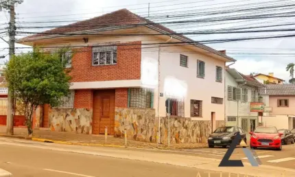 Casa com 5 quartos à venda no Pio X, Caxias do Sul 