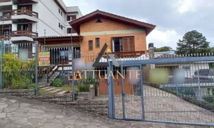 Casa Mobiliada e Casa de Fundos no Bairro Bela Vista