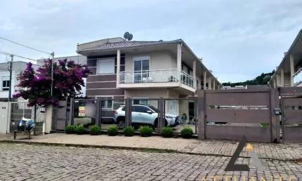 Casa com 3 quartos à venda na Ana Rech, Caxias do Sul 