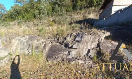 Terreno no bairro santa catarina | loteamento colina dos plátanos