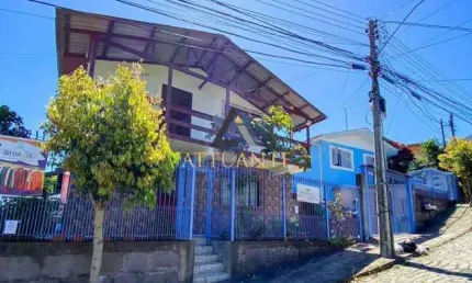 Casa com 7 quartos à venda no Kayser, Caxias do Sul 