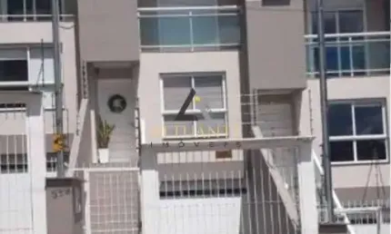Sobrado triplex semimobiliado no bairro colina sorriso