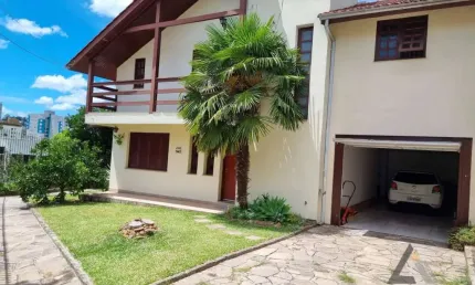 Casa com 3 quartos à venda na Bela Vista, Caxias do Sul 
