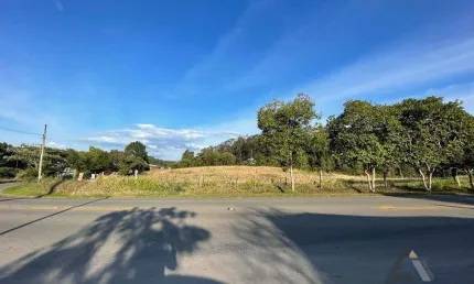 Terreno à venda no Forqueta, Caxias do Sul 