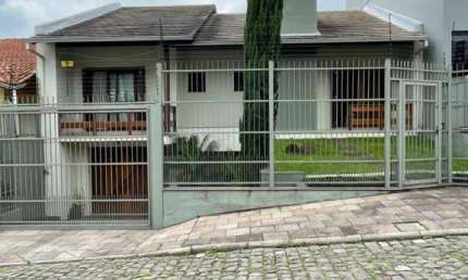 Casa com 3 quartos à venda na Bela Vista, Caxias do Sul 