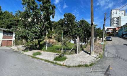 Terreno à venda no Rio Branco, Caxias do Sul 