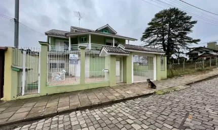 Casa com 3 quartos à venda na Bela Vista, Caxias do Sul 