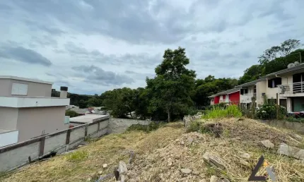 Terreno à venda na Ana Rech, Caxias do Sul 