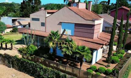 Ampla casa de 400m²  em terreno de 1.000m² no Samuara