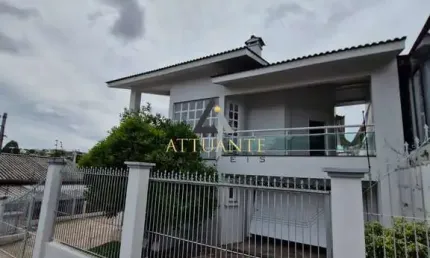 Ampla, aconchegante e espetacular casa no B. São Caetano