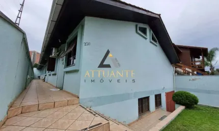 Amplo sobrado à venda pela attuante negócios imobiliários