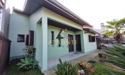 Ampla casa com pátio no Bairro Cidade Nova com pátio