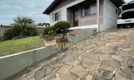 Oportunidade Imperdível: Casa com Pátio no Bairro Diamantino