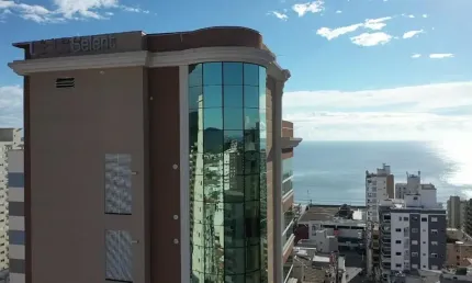 EXCELENTE EMPREENDIMENTO COM 03 SUÍTES EM ÓTIMA LOCALIZAÇÃO!!!