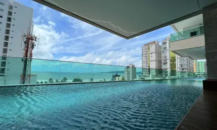 Apartamento de 4 suítes em 48 vezes para pagar ! em meia praia