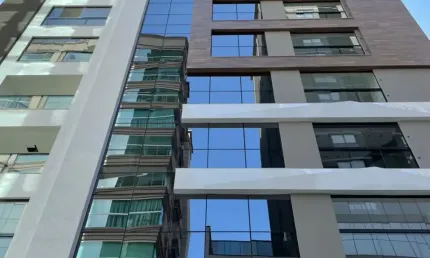 Apartamento com 3 quartos à venda na Rua 286, 338, Meia Praia, Itapema