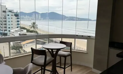 Apartamento de 3 suítes em 36 para pagar! em meia praia