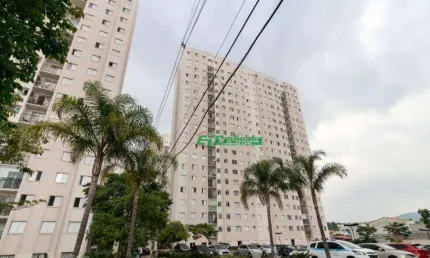 Apartamento com 2 dormitórios à venda, 45 m² por R$ 316.000,00 - Cocaia - Guarulhos/SP