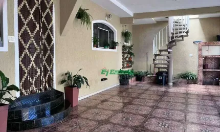 Casa com 3 dormitórios à venda, 250 m² por R$ 650.000,00 - Jardim São Domingos - Guarulhos/SP