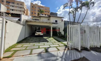 Casa com 4 quartos à venda na Rua País de Gales, 146, Jardim Adriana I, Londrina