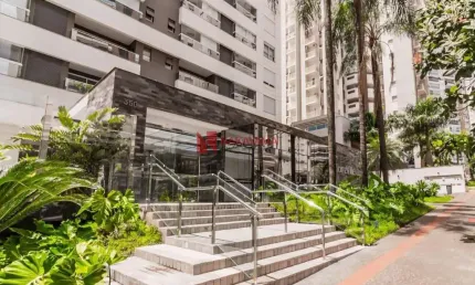 Apartamento  com 2 suítes, 2 vagas e varanda gourmet - Gleba Palhano, Londrina/PR