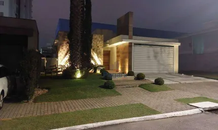 Casa com 3 dormitórios à venda, 240 m² por R$ 2.190.000,00 - Cidade Universitária Pedra Branca - Palhoça/SC