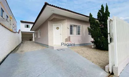 Casa com 3 dormitórios à venda, 190 m² por R$ 1.300.000,00 - Centro - Palhoça/SC