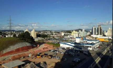 Apartamento com 3 dormitórios à venda, 108 m² por R$ 800.000,00 - Pagani - Palhoça/SC
